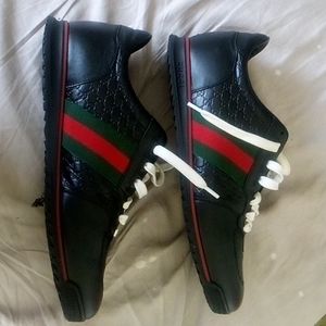 Gucci shoes low top